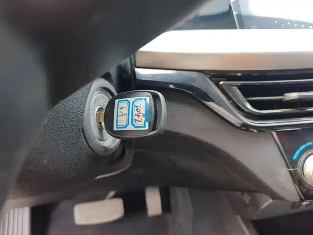 Changan Eado New Energy 2022 EV460 Smart Ride-Hailing Edition (Lithium Iron Phosphate) — миниатюра 9