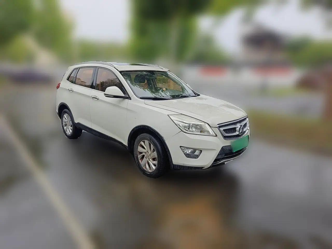 BAIC Senova X65 2015 2.0T automatic comfort version — миниатюра 3