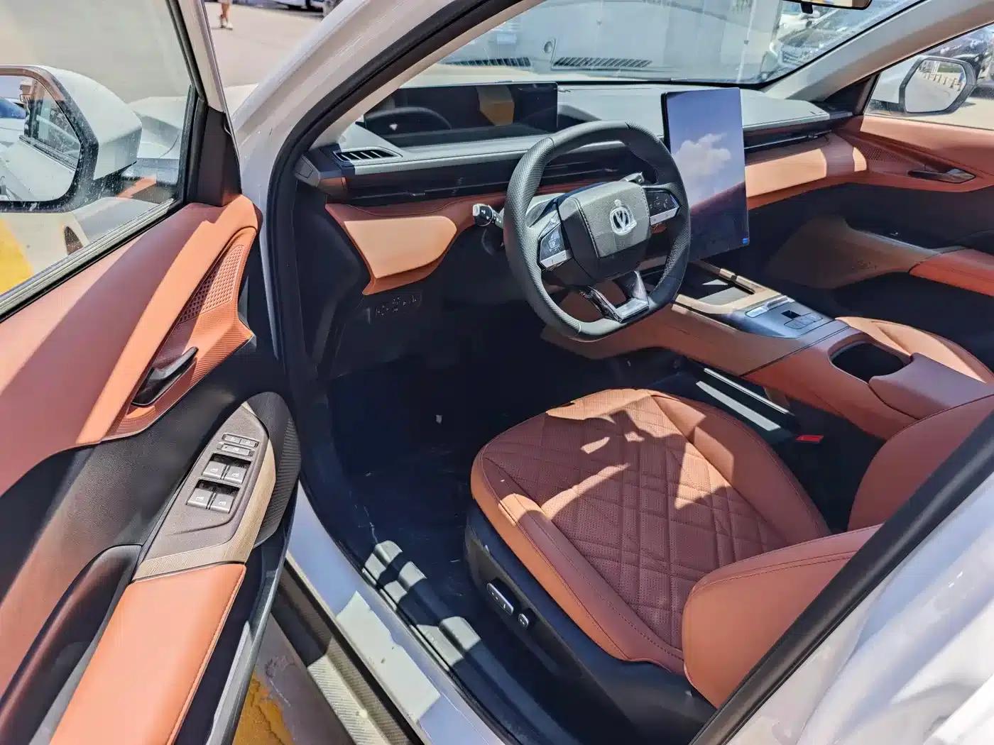 Changan Eado PHEV 2025 Smart Blue Whale 145KM Battleship Edition — миниатюра 6