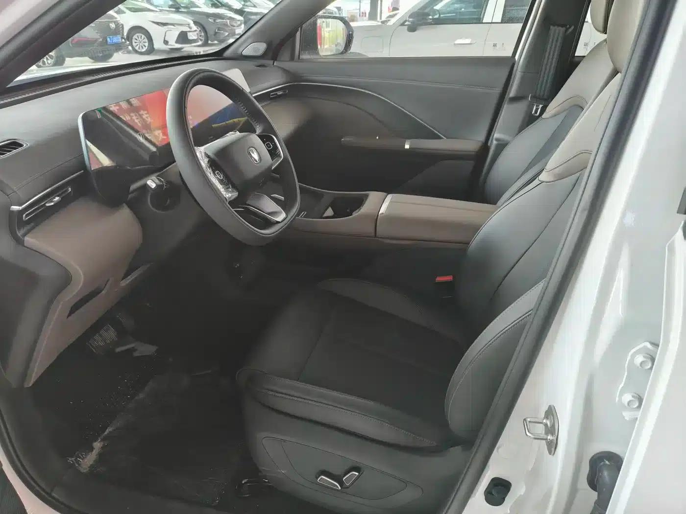 Changan CS55PLUS PHEV 2026 Smart New Blue Whale 125km Smart Edition — миниатюра 4