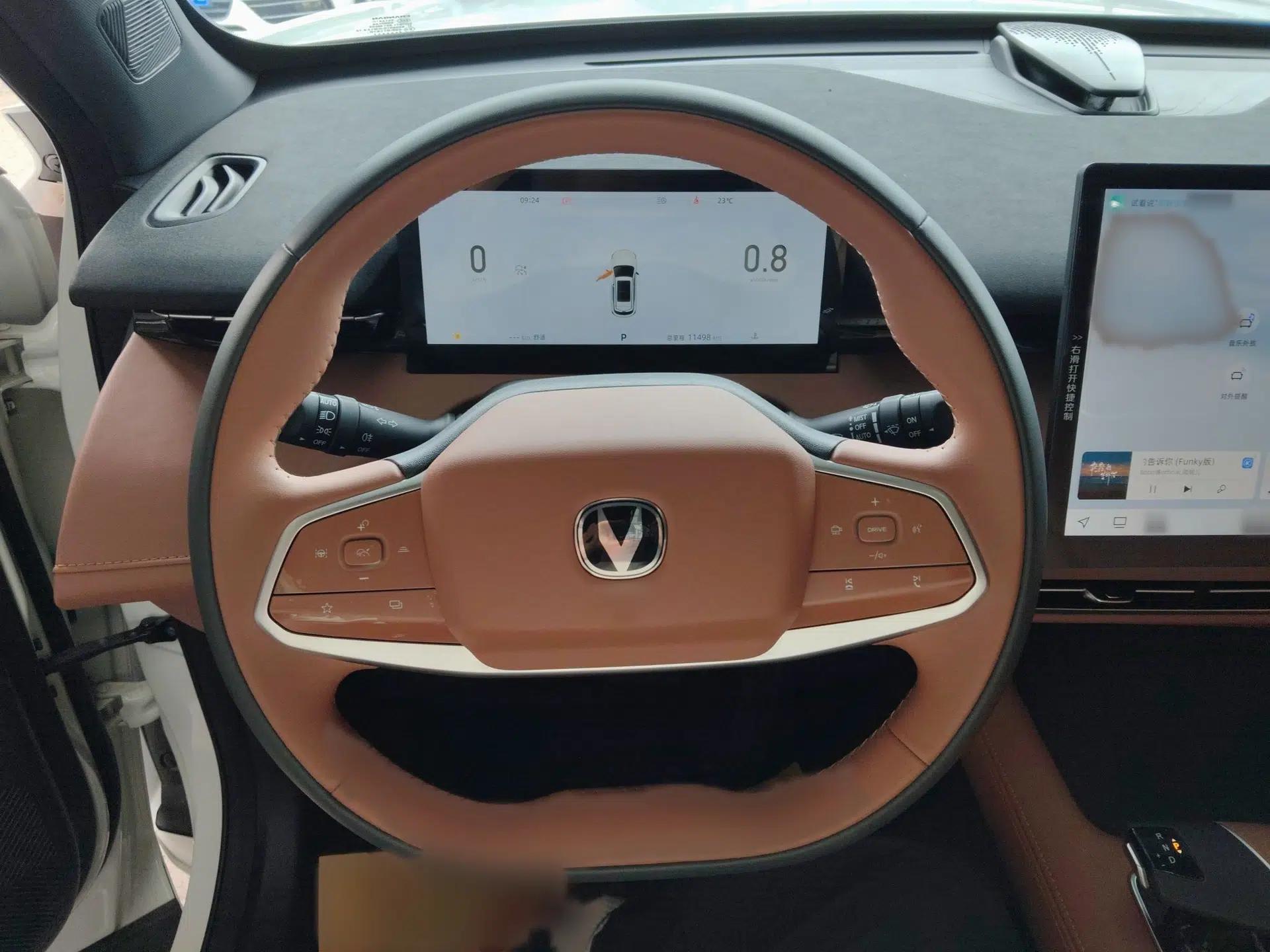 CHANGAN UNI-Z 2025 1.5T Luxury Version — миниатюра 8