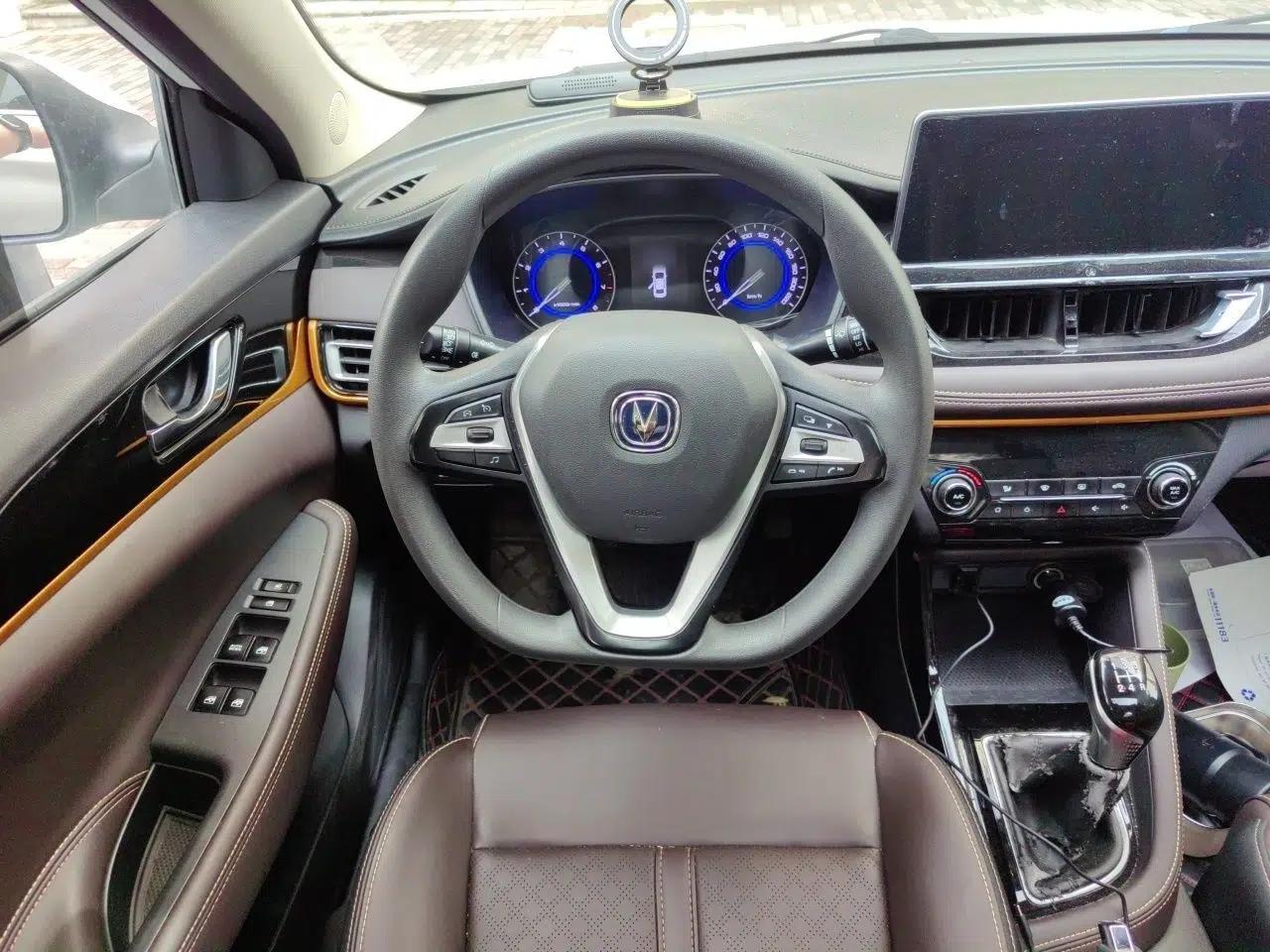 CHANGAN Eado DT 2019 1.6L Manual Enjoyment Model China VI Standard — миниатюра 10