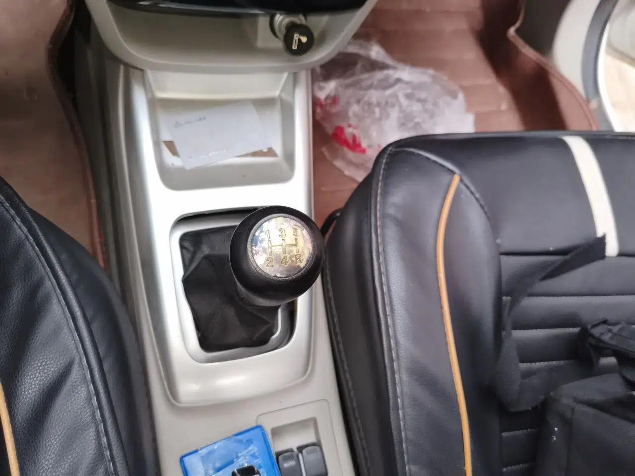 CHANGAN Alsvin V3 2015 1.4L Manual Warm-Hearted Model China V Standard — миниатюра 14