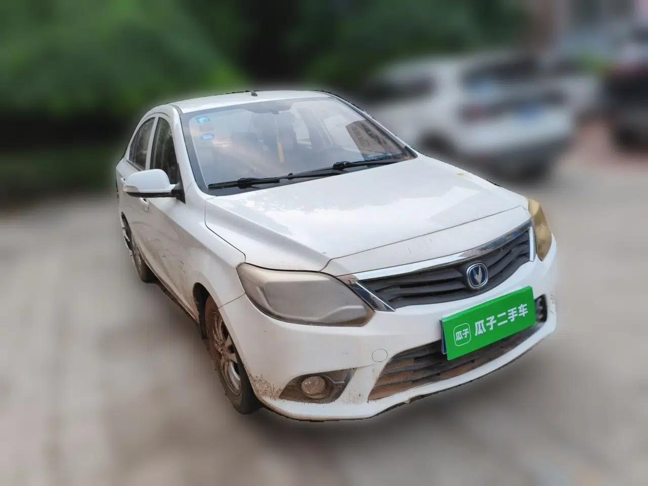 CHANGAN Alsvin V3 2015 1.4L Manual Warm-Hearted Model China V Standard — миниатюра 3