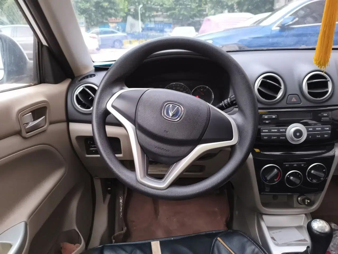 CHANGAN Alsvin V3 2015 1.4L Manual Warm-Hearted Model China V Standard — миниатюра 10