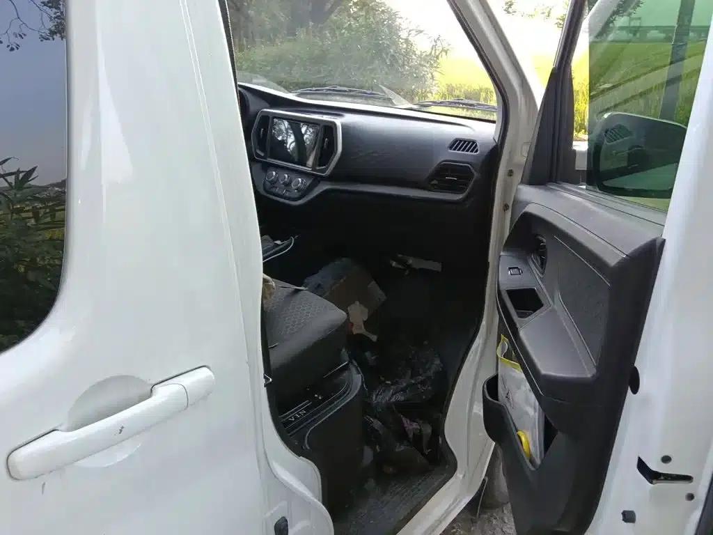 Changan Ruixing EM80 2025 Wealth Edition Passenger Edition Comfort Model 6 Seats 300km/h Double Door — миниатюра 20