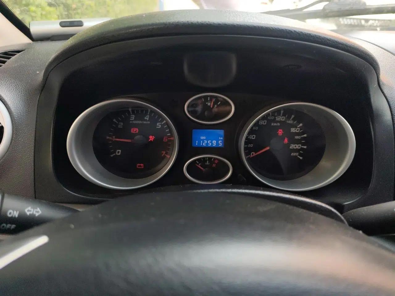 CHANGAN Alsvin 2010 Sedan 1.5L Manual Sport Edition — миниатюра 11