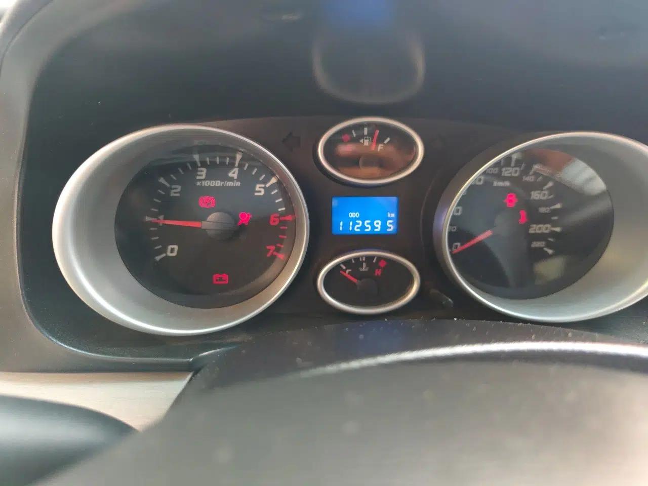 CHANGAN Alsvin 2010 Sedan 1.5L Manual Sport Edition — миниатюра 12