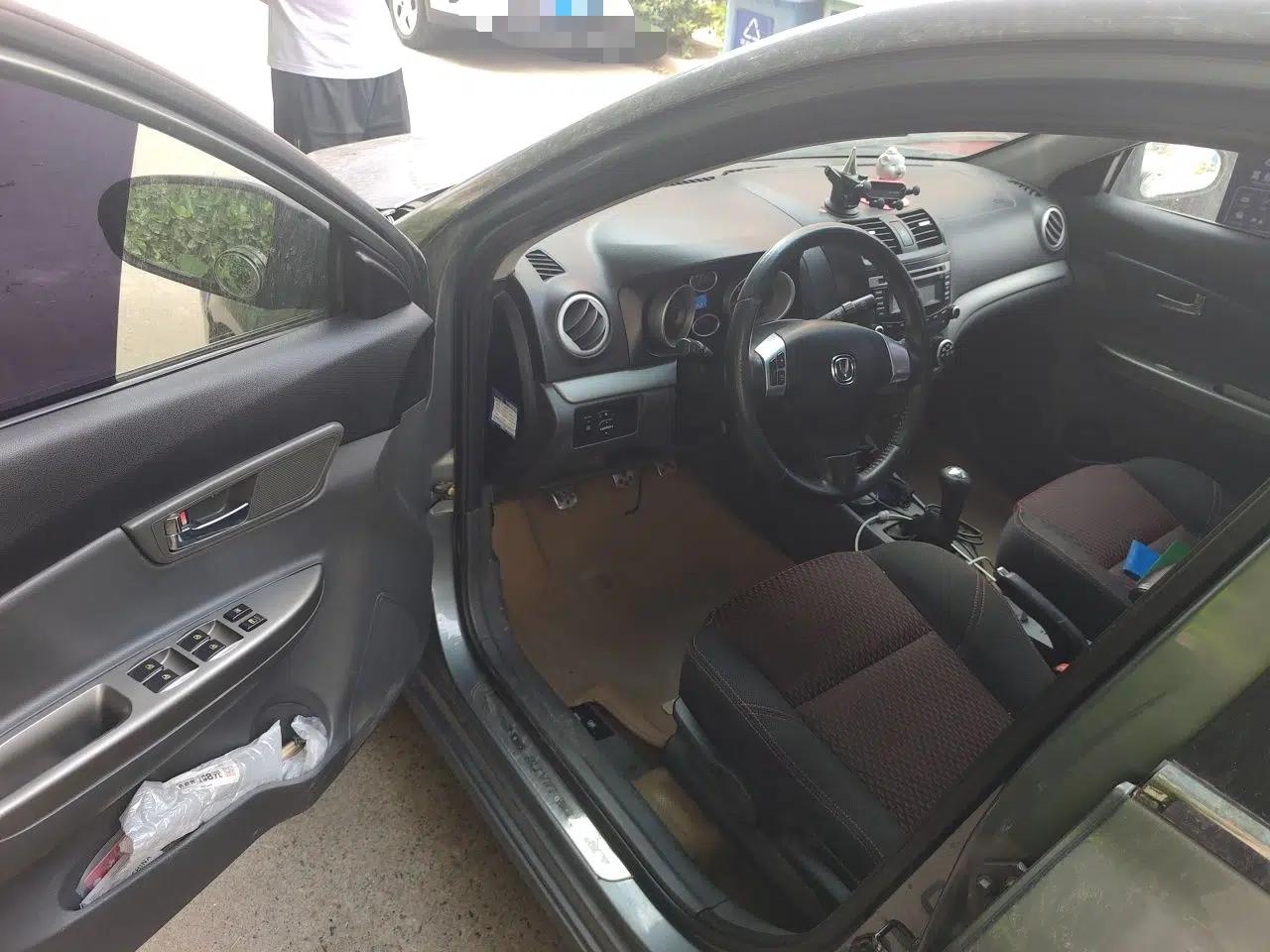 CHANGAN Alsvin 2010 Sedan 1.5L Manual Sport Edition — миниатюра 16