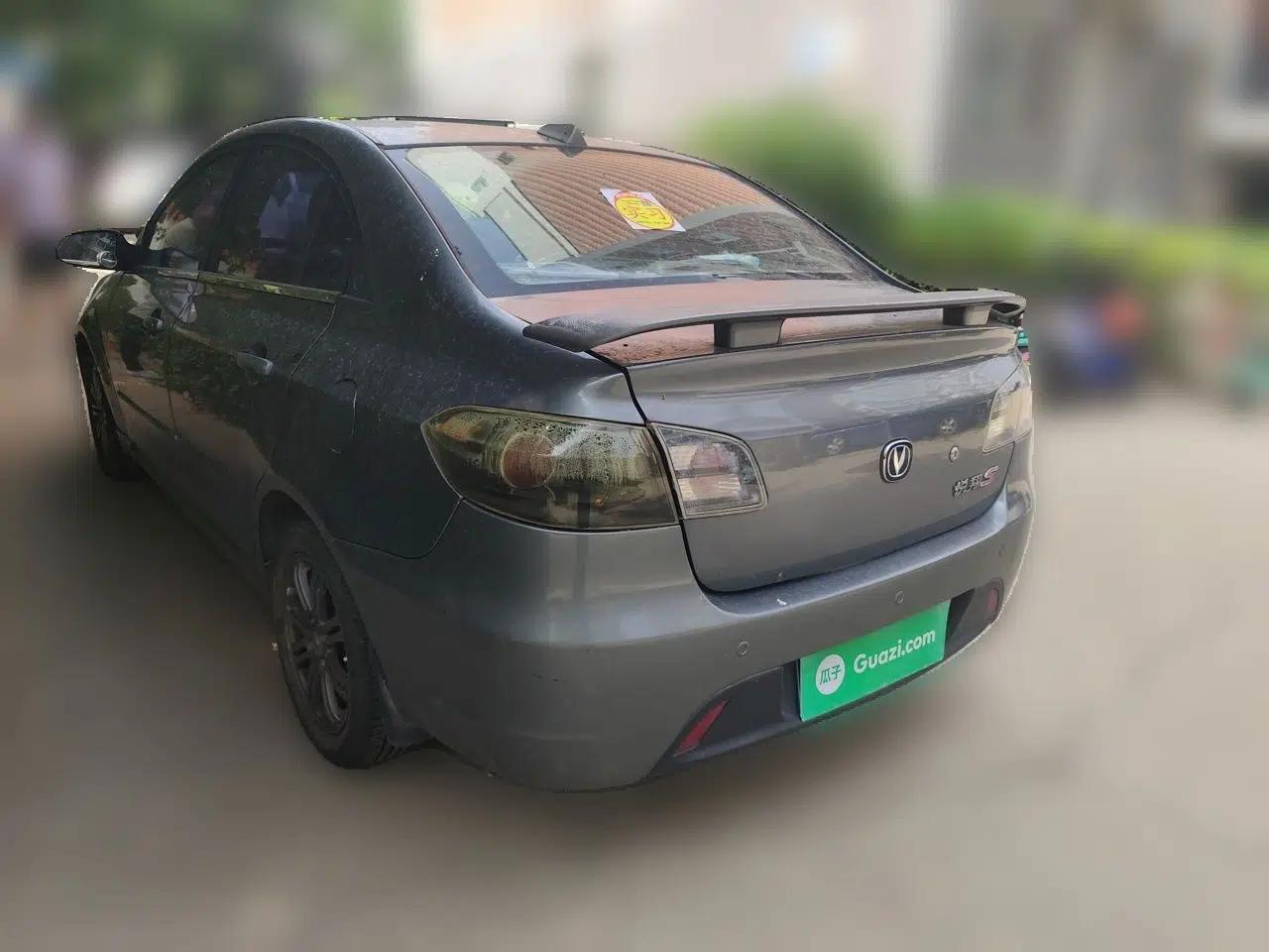 CHANGAN Alsvin 2010 Sedan 1.5L Manual Sport Edition — миниатюра 4