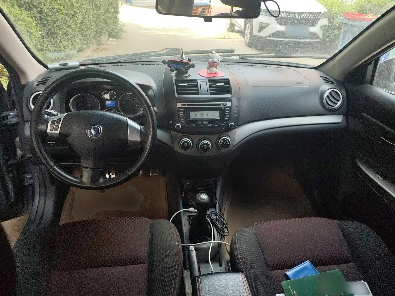 CHANGAN Alsvin 2010 Sedan 1.5L Manual Sport Edition — миниатюра 9