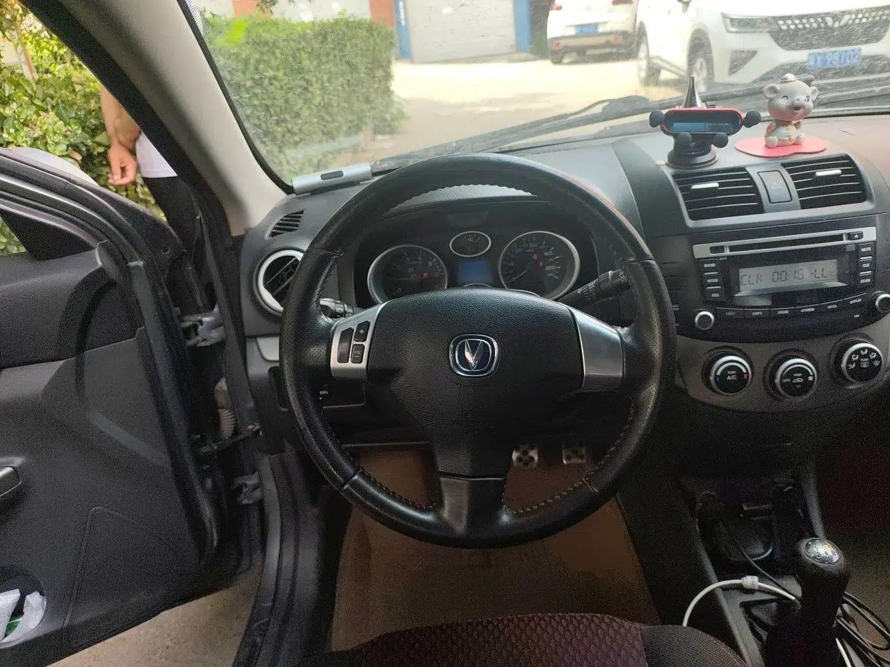 CHANGAN Alsvin 2010 Sedan 1.5L Manual Sport Edition — миниатюра 10