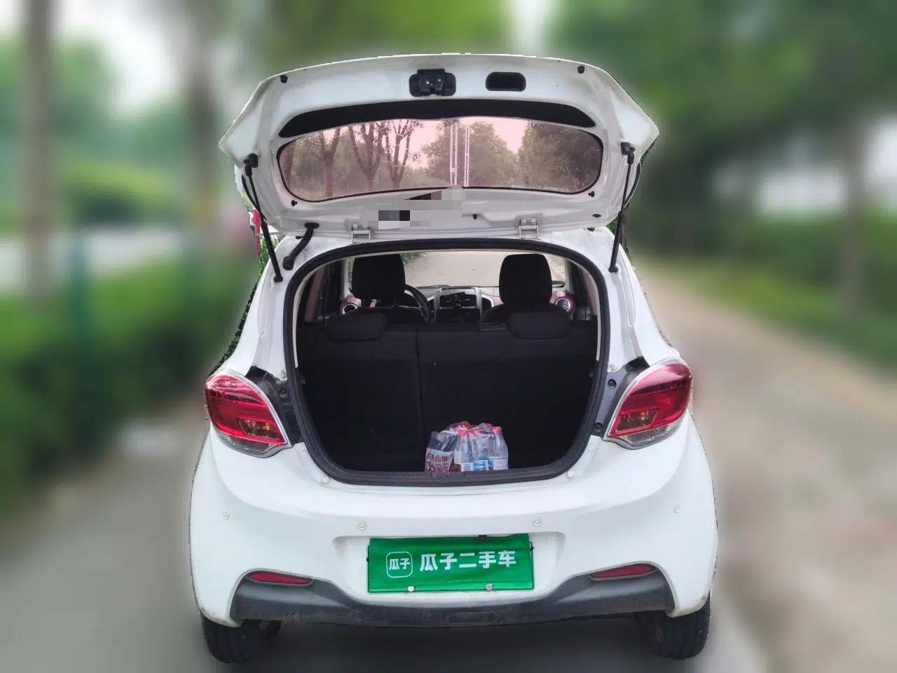 CHANGAN Benni EV 2017 Pure Electric 180 km Standard Model — миниатюра 19
