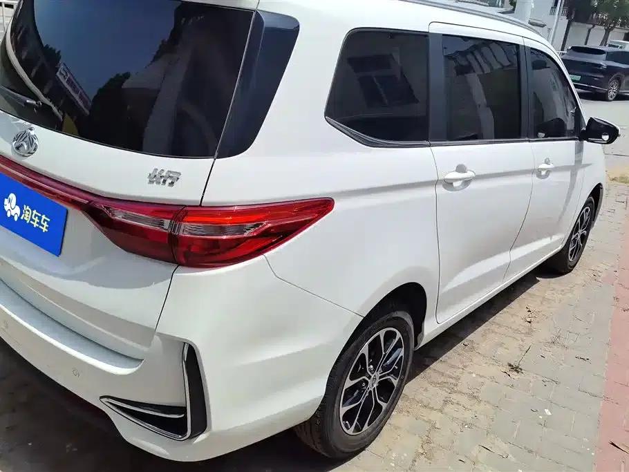 Changxing 2021 1.5L Manual Deluxe Edition — миниатюра 3