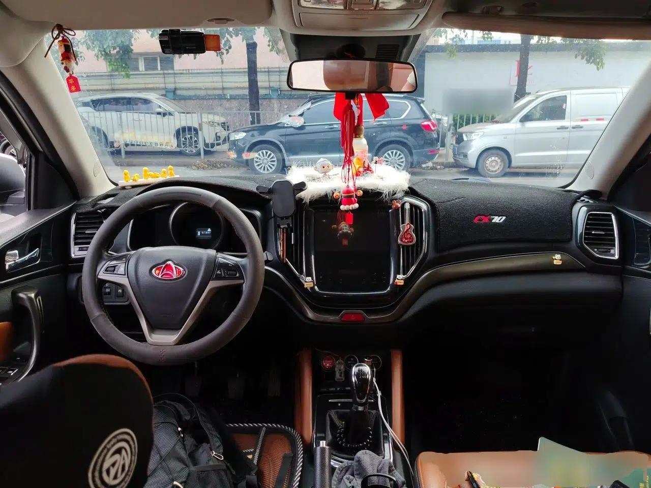 CHANGAN OSHAN CX70 2017 CX70T 1.5T Manual Zunqing Edition — миниатюра 9