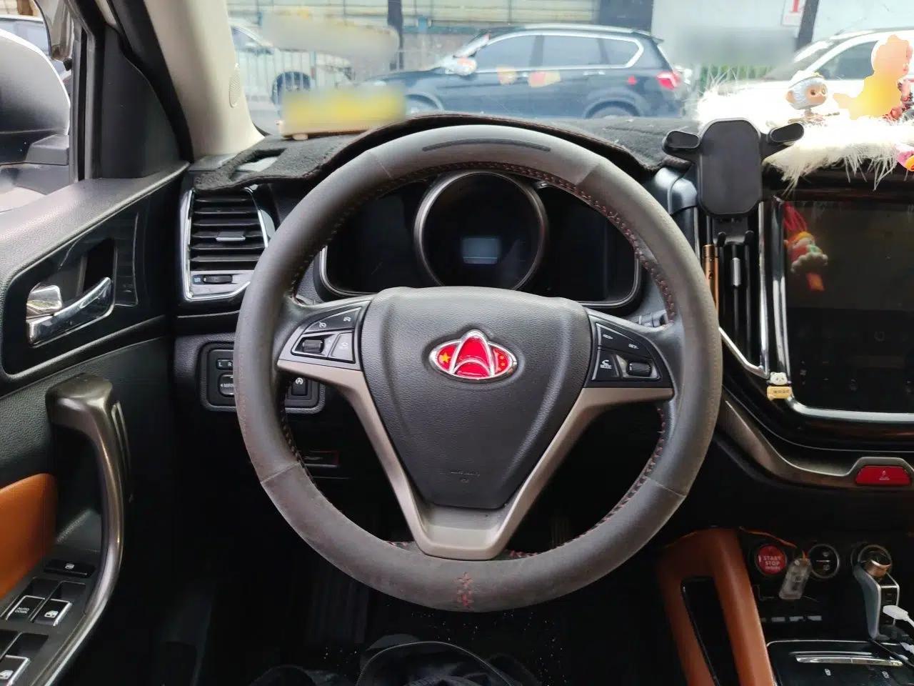 CHANGAN OSHAN CX70 2017 CX70T 1.5T Manual Zunqing Edition — миниатюра 10