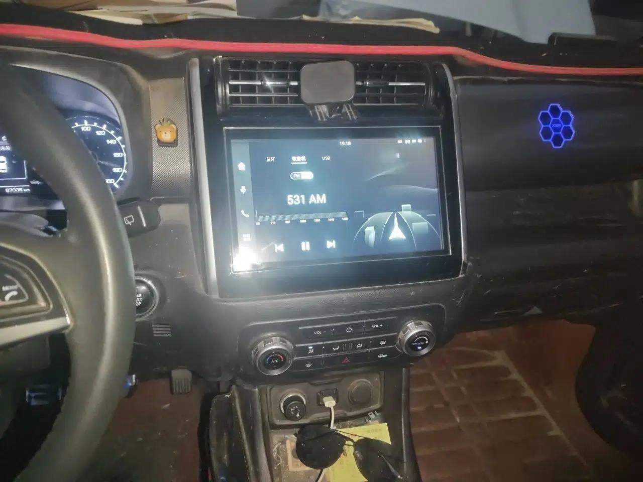 CHANGAN OSHAN X70A 2018 1.5L Manual Luxury Model — миниатюра 10