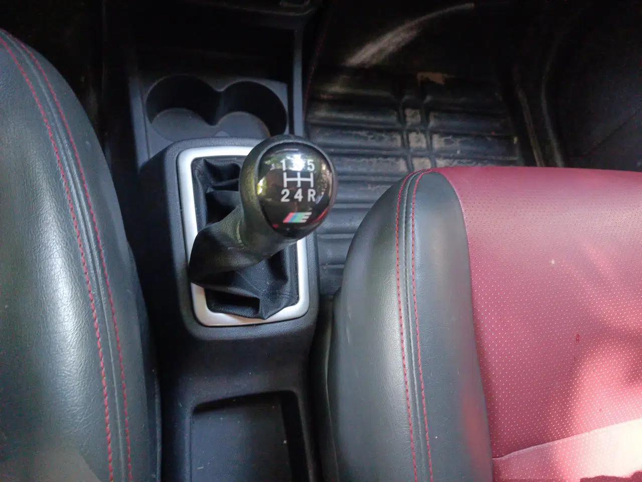 CHANGAN OSHAN Olisway 2015 X6 1.4L Manual Mount Everest Edition — миниатюра 14