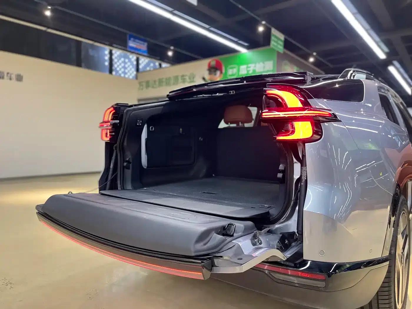 Changan Qiyuan E07 2025 Pure Electric Four-Wheel Drive 90kWh Grand Edition — миниатюра 20