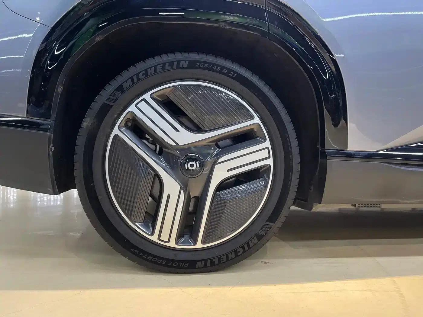 Changan Qiyuan E07 2025 Pure Electric Four-Wheel Drive 90kWh Grand Edition — миниатюра 28