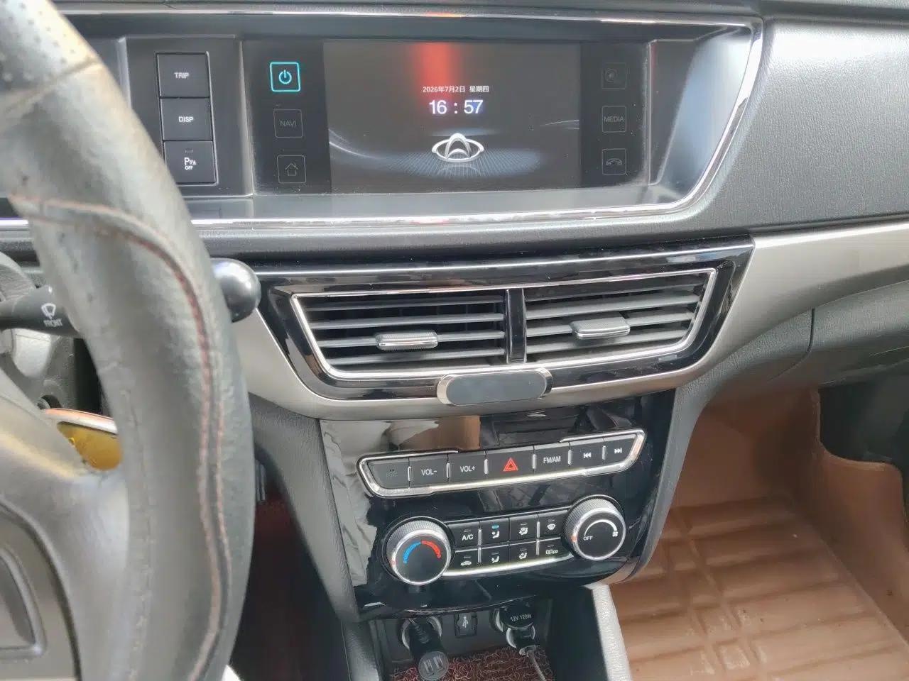 CHANGAN KAICHENG Oushang A600 2016 1.5L Manual Luxury 7-Seater — миниатюра 13
