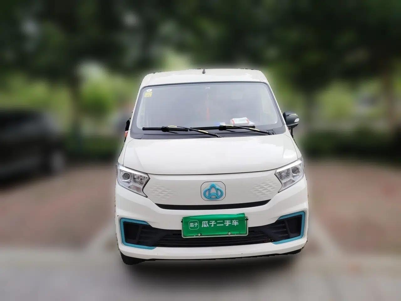 CHANGAN KUAYUE Xing V5 EV Star V5 EV 2024 all-electric 2-seat van, 38.64 kWh — миниатюра 2