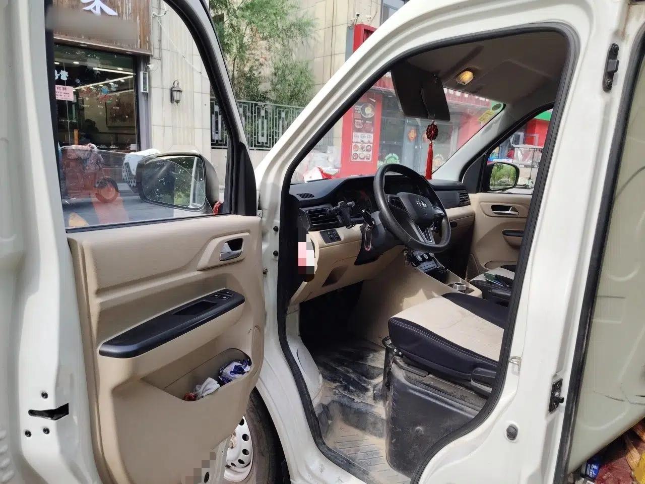 CHANGAN KUAYUE Xing V5 EV Star V5 EV 2024 all-electric 2-seat van, 38.64 kWh — миниатюра 16