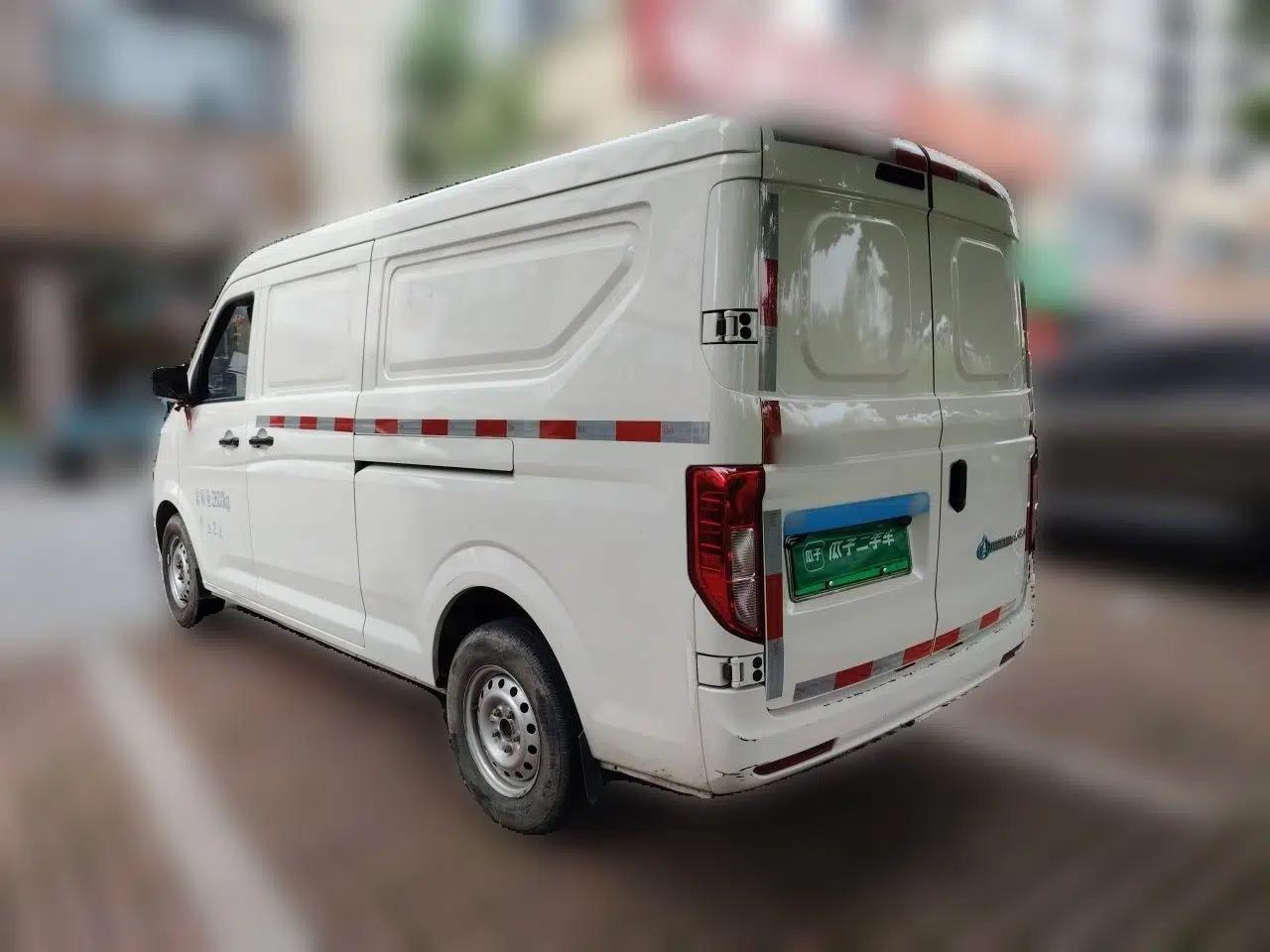 CHANGAN KUAYUE Xing V5 EV Star V5 EV 2024 all-electric 2-seat van, 38.64 kWh — миниатюра 4