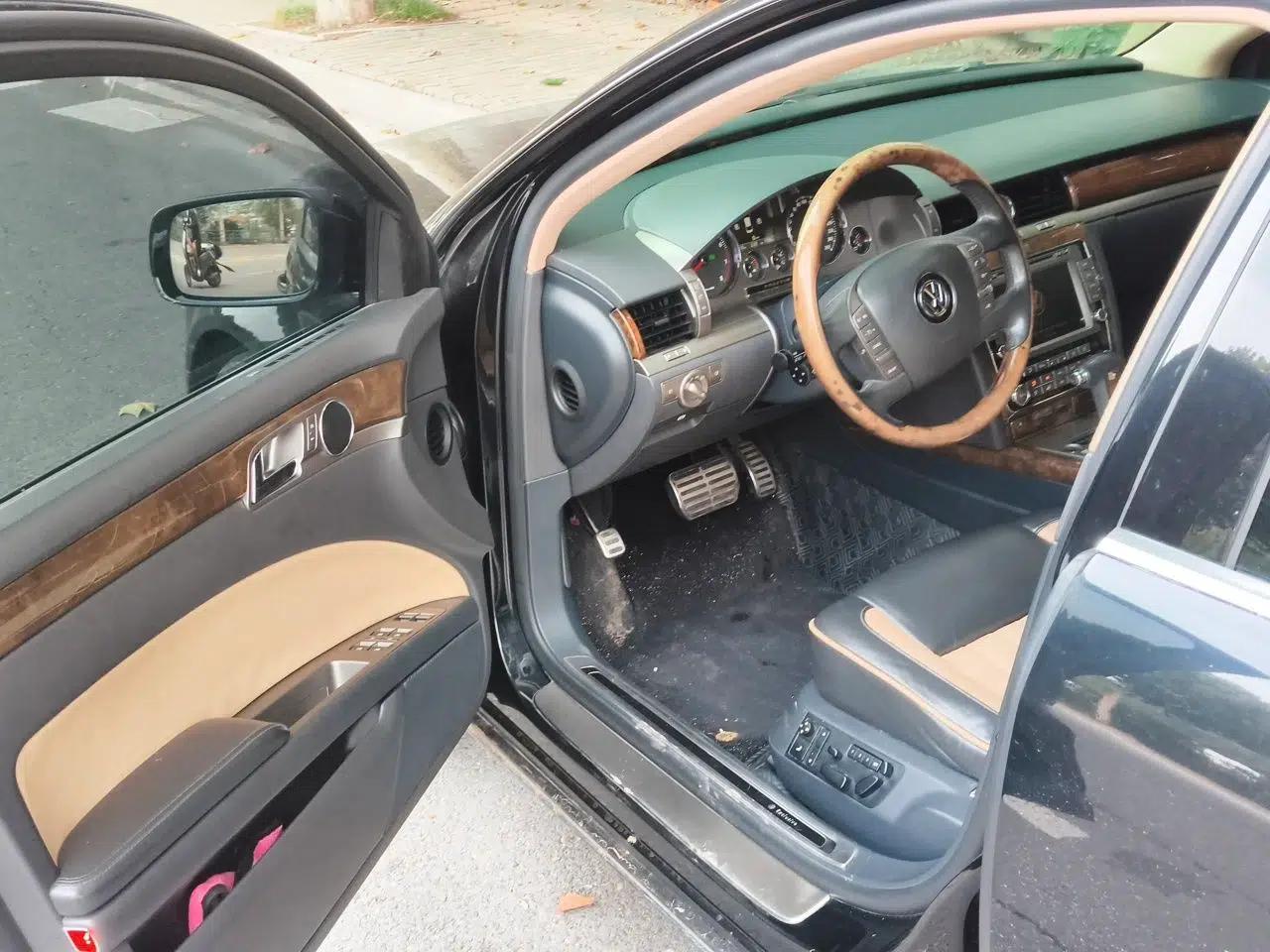 Volkswagen Phaeton 2011 3.6L V6 4-Seater Extended-Length Individual Edition — миниатюра 16