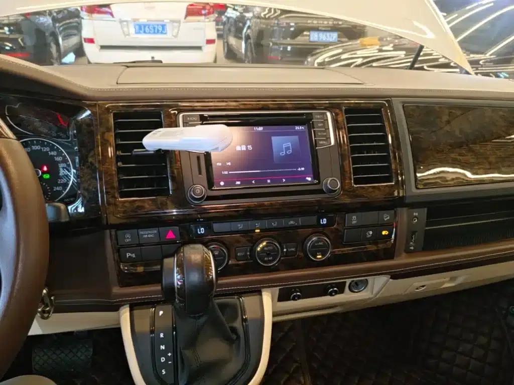 Caravelle 2018 2.0TSI 4WD Luxury 7-Seater — миниатюра 13