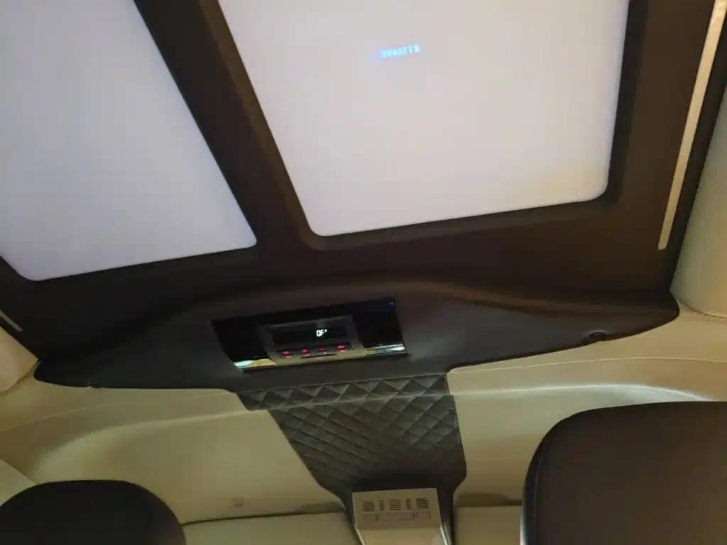 Caravelle 2018 2.0TSI 4WD Luxury 7-Seater — миниатюра 18