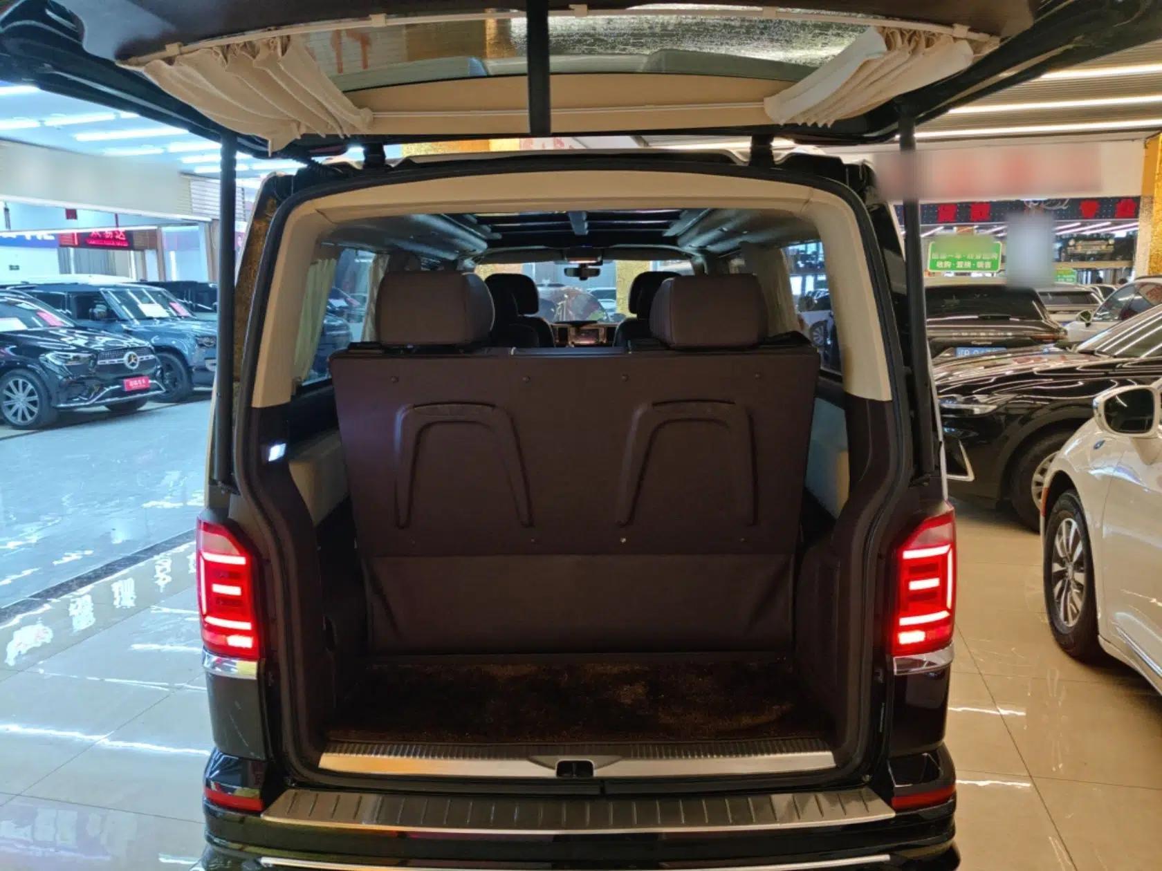 Volkswagen Caravelle 2018 2.0 TSI 4x4 Luxury Edition 7-Seater — миниатюра 22