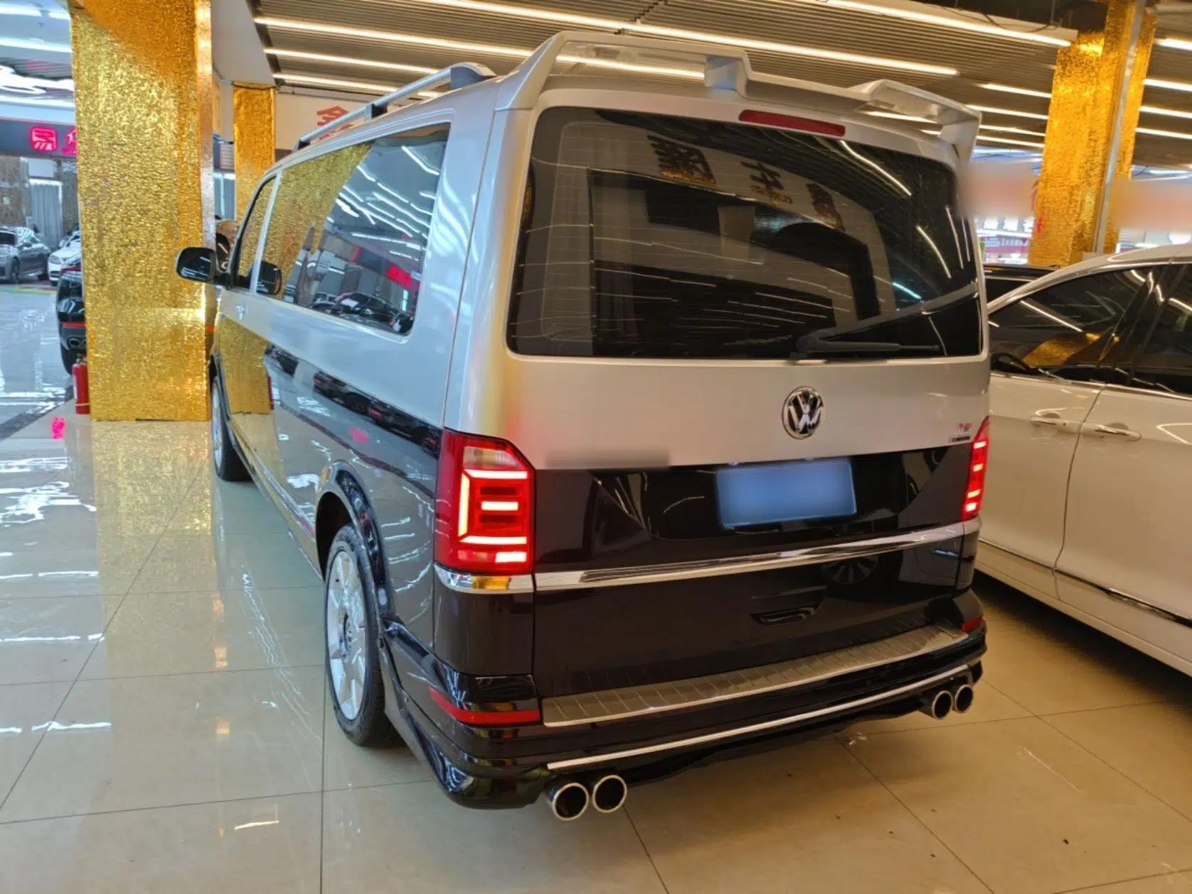 Volkswagen Caravelle 2018 2.0 TSI 4x4 Luxury Edition 7-Seater — миниатюра 4