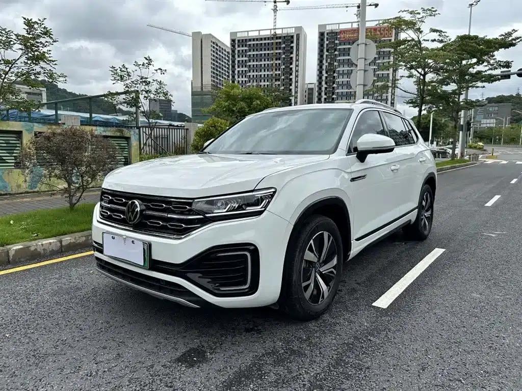 Tayron GTE 2022 1.4T Luxury Edition — миниатюра 1