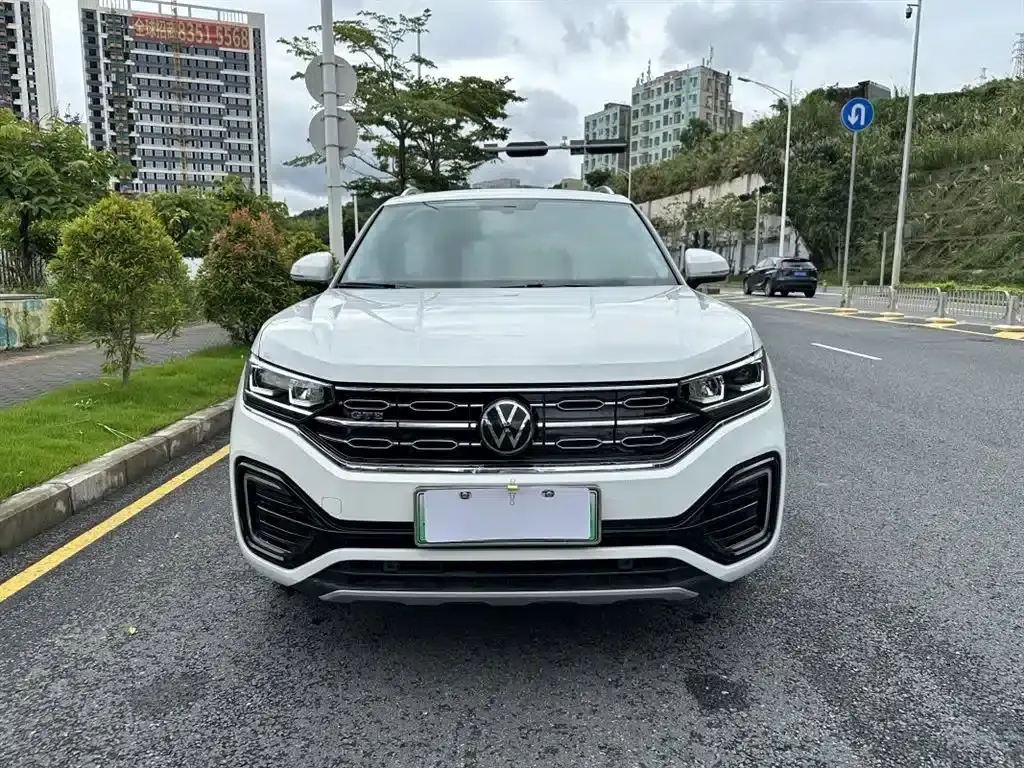 Tayron GTE 2022 1.4T Luxury Edition — миниатюра 2