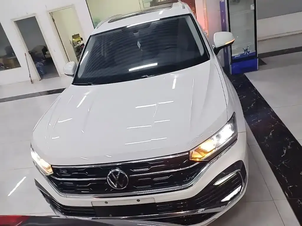 Tayron X 2020 330TSI 2WD Premium Intelligent Edition — миниатюра 3