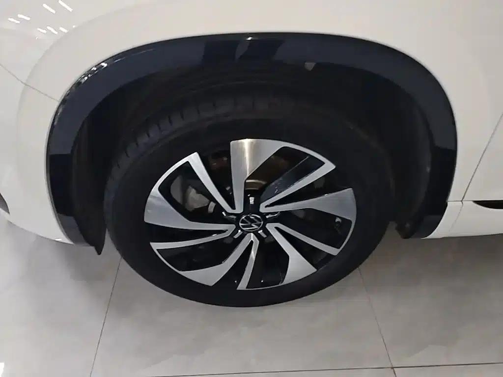 Tayron X 2020 330TSI 2WD Premium Intelligent Edition — миниатюра 23