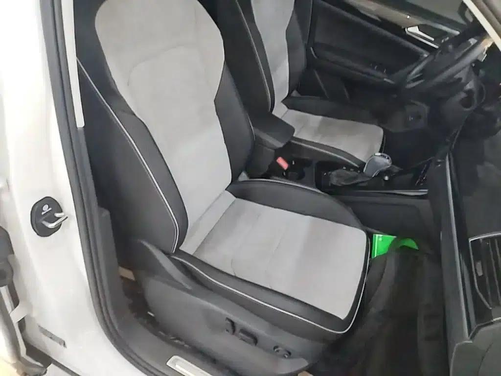 Tayron X 2020 330TSI 2WD Premium Intelligent Edition — миниатюра 25