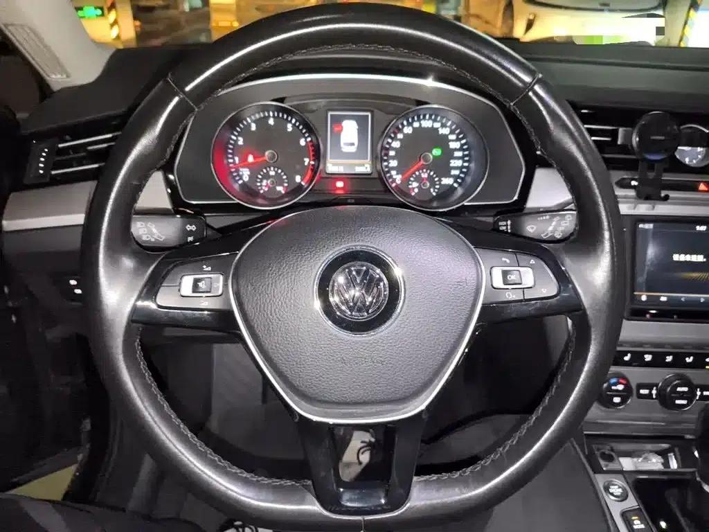 Passat Variant 2017 380TSI 2WD Comfortline — миниатюра 3