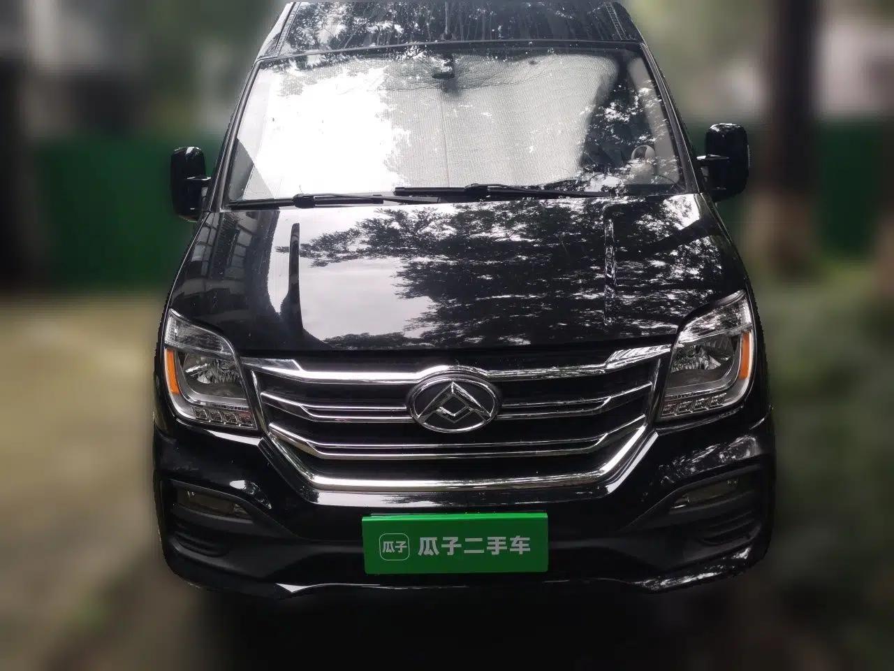 SAIC MAXUS V80 RV 2019 SAIC Maxus V80 Plus, 6-seater, diesel, 2.0-liter engine, length 5,785 mm, width 2,000 mm, height 2,800 mm. — миниатюра 2