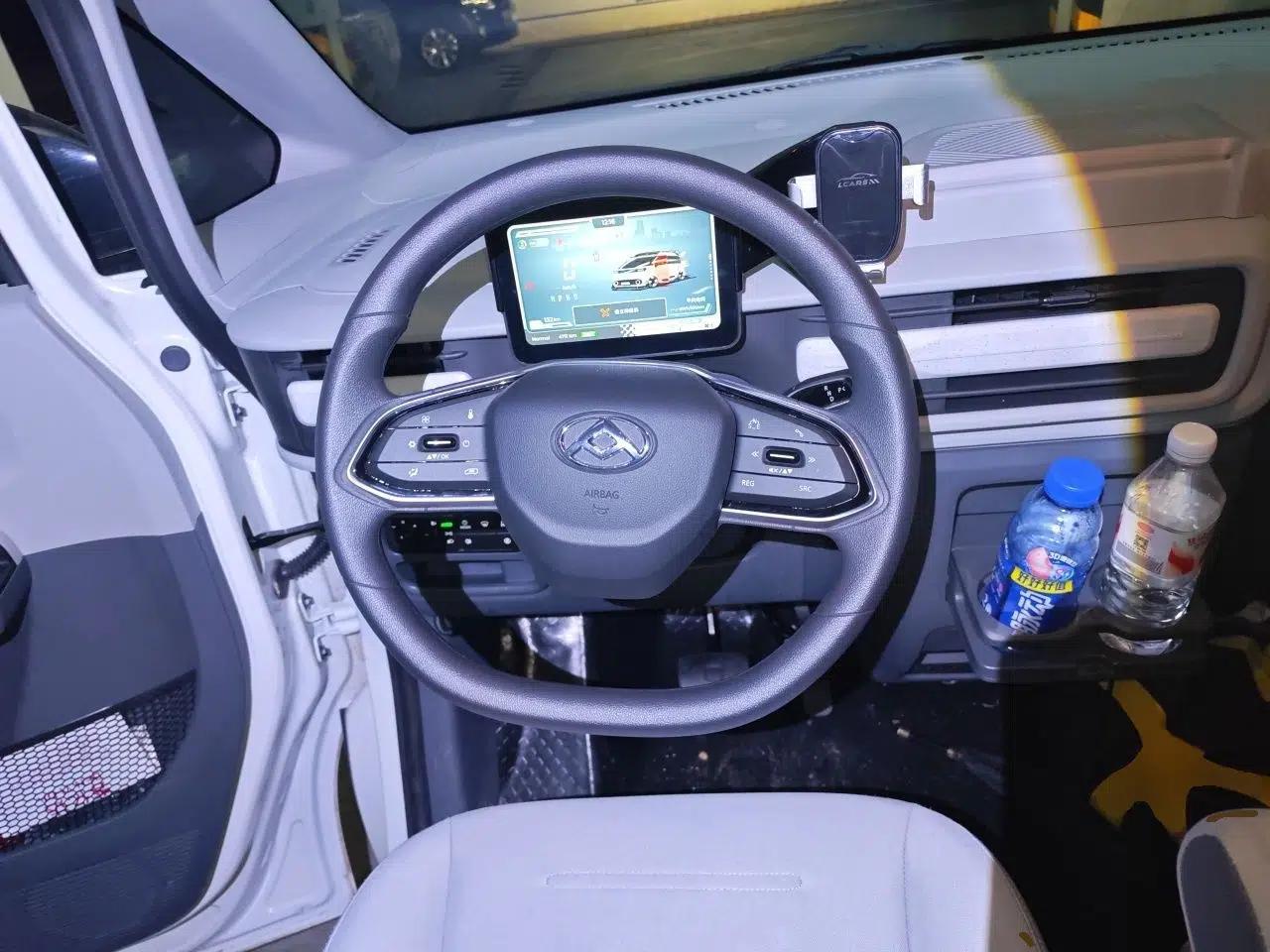 SAIC MAXUS Dana V1 2024 V1 Long Wheelbase Low-Roof Multi-Function Version (62 kWh) — миниатюра 10