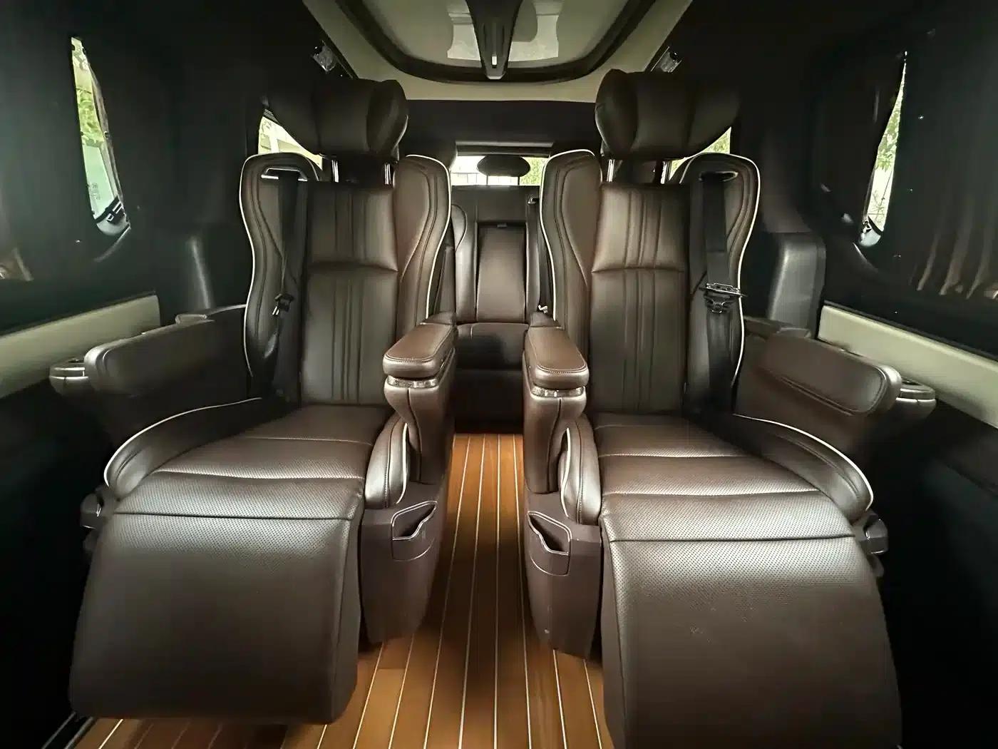 Maxus G20 2022 2.0T Gold Knight IKEA Edition — миниатюра 23