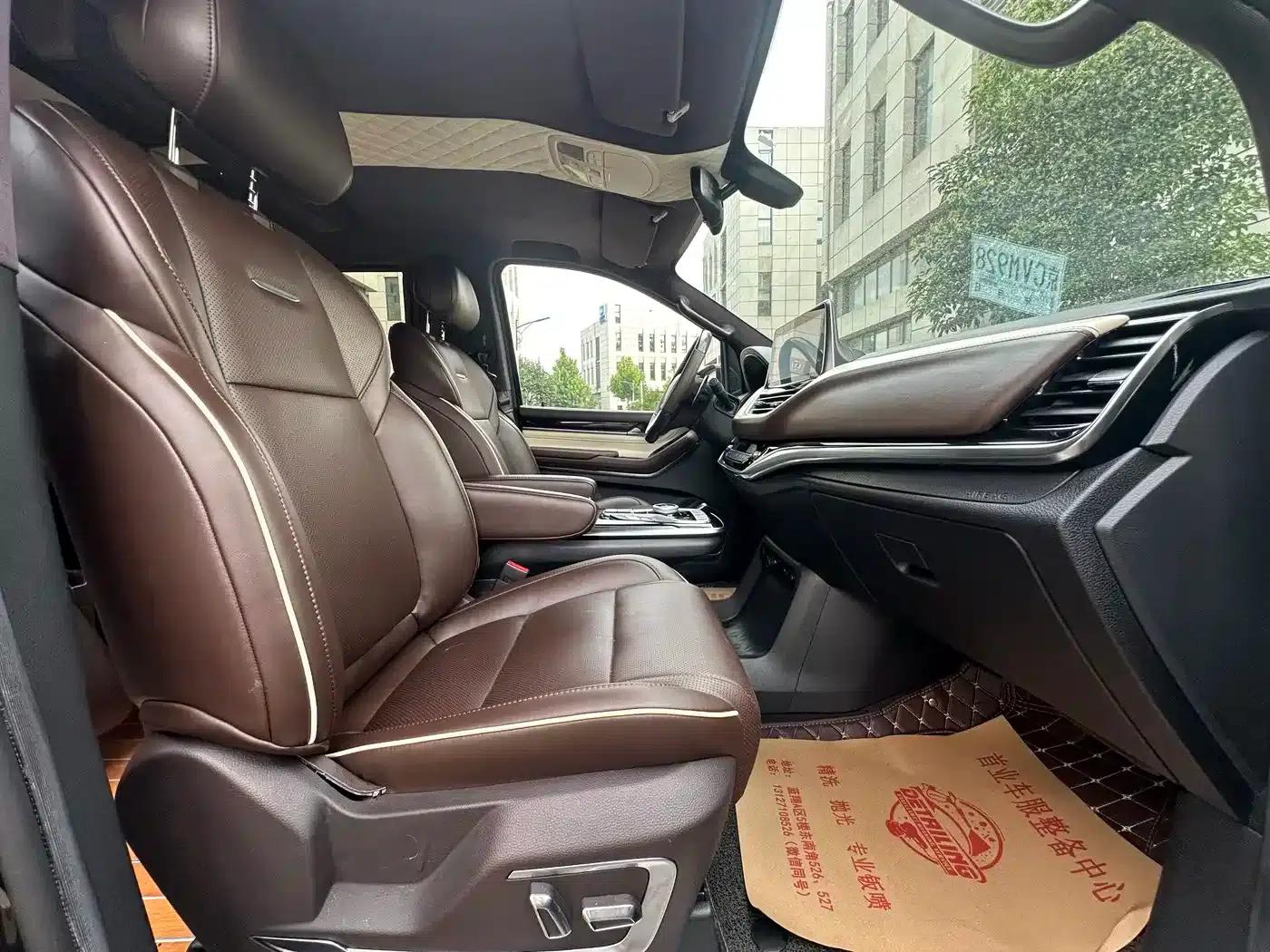Maxus G20 2022 2.0T Gold Knight IKEA Edition — миниатюра 25