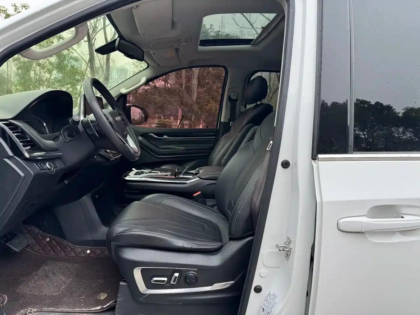 Maxus G20 2021 PLUS 2.0T Gasoline Automatic Luxury Edition — миниатюра 5
