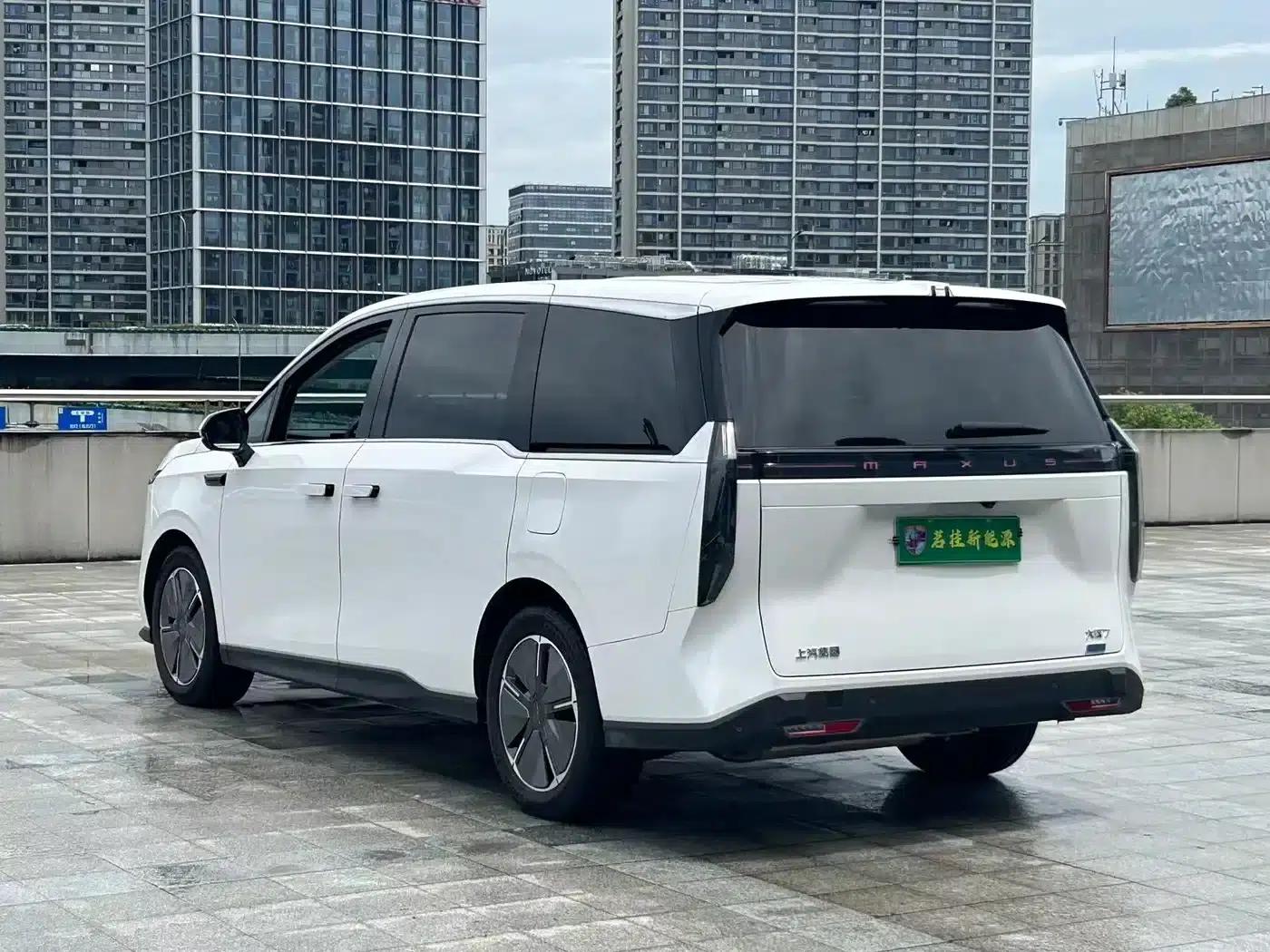 Everyone 7 2024 Super Hybrid Long Range Luxury Edition — миниатюра 19