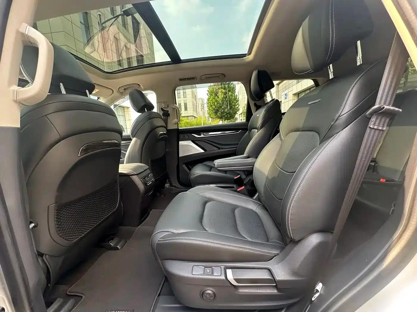 SAIC MAXUS D90 2017 2.0T Automatic 4WD Sirius — миниатюра 11