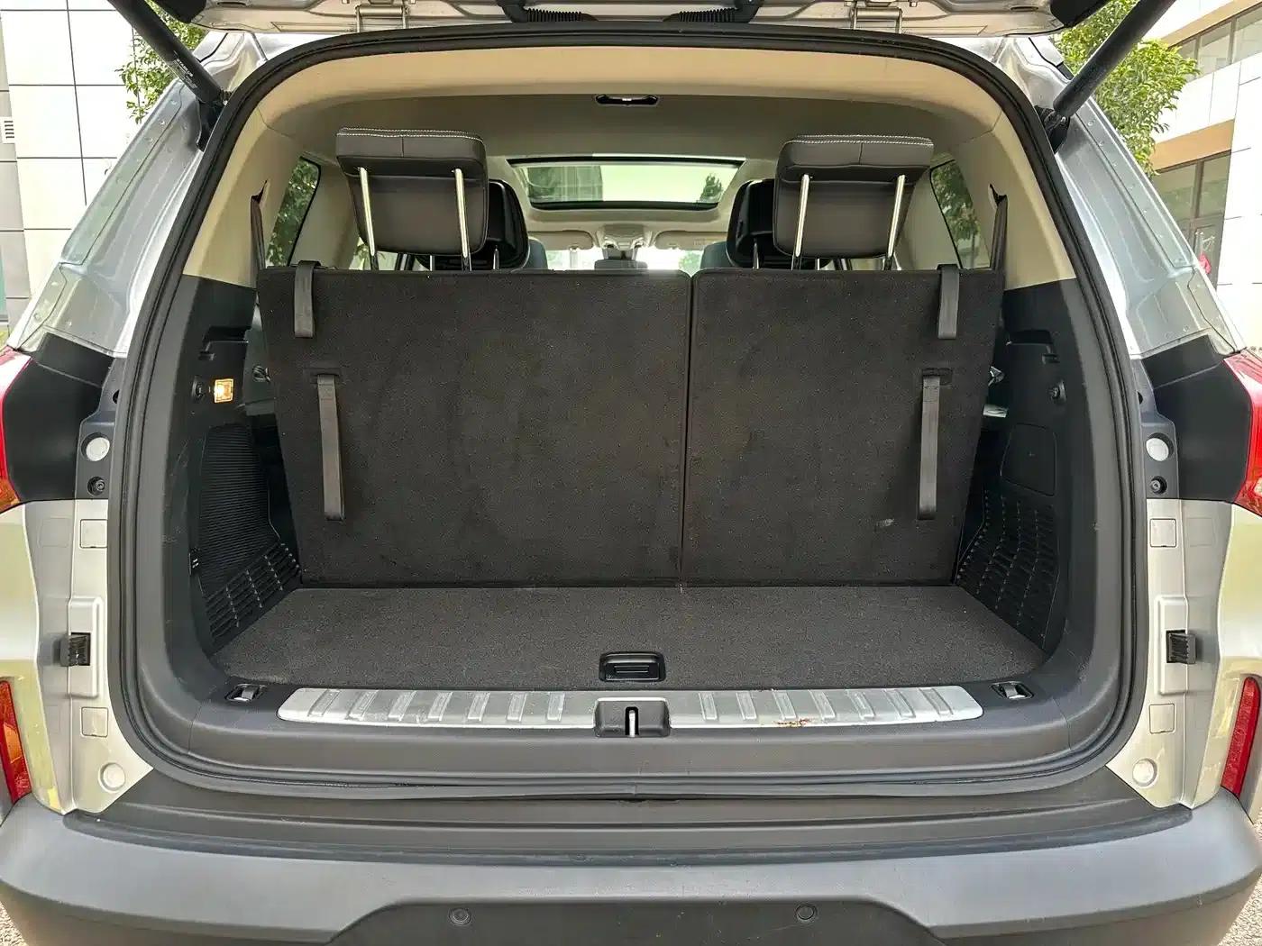SAIC MAXUS D90 2017 2.0T Automatic 4WD Sirius — миниатюра 8