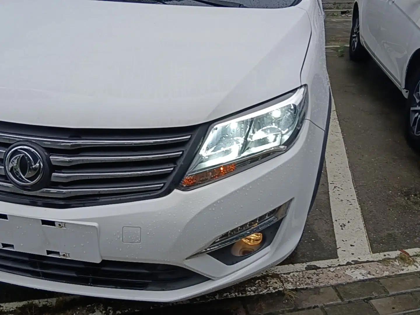 FORTHING S500 2017 1.5L Manual Elite Model — миниатюра 8