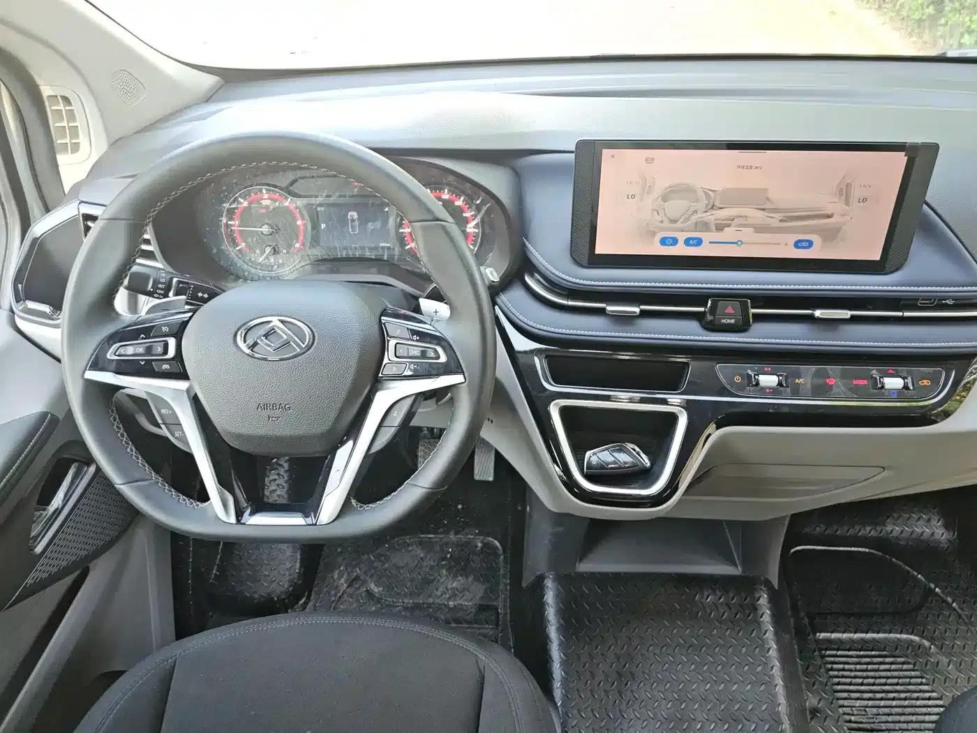 Xintu V70 2023 2.0T Elite Edition Automatic Long Wheelbase Mid-Roof 6/7 Seats — миниатюра 11