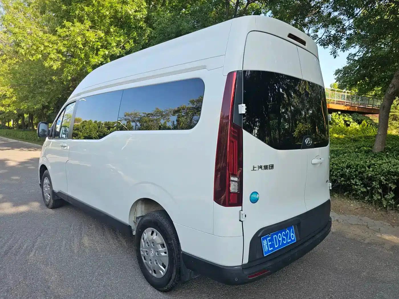 Xintu V70 2023 2.0T Elite Edition Automatic Long Wheelbase Mid-Roof 6/7 Seats — миниатюра 4